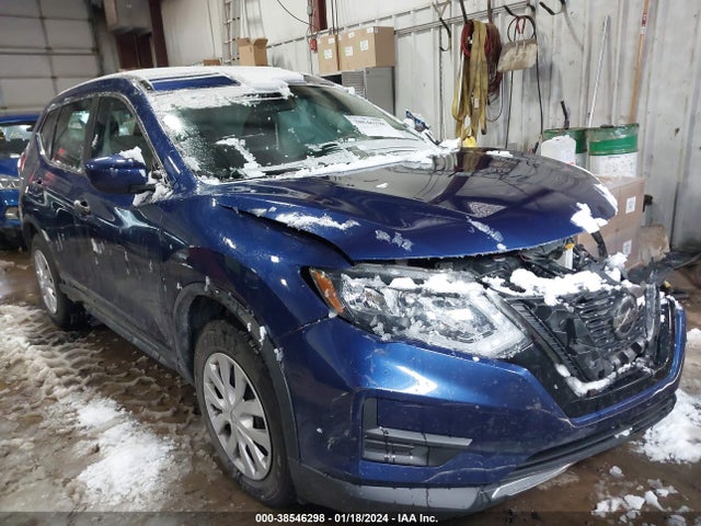 Nissan ROGUE S 2018 5N1AT2MV0JC717829 main image