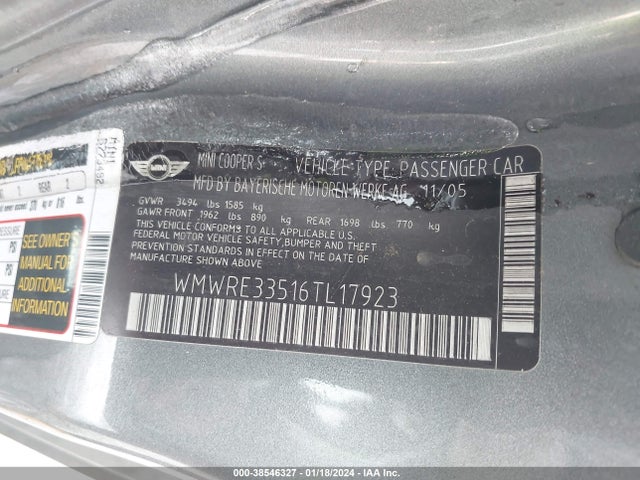2006 MINI COOPER S WMWRE33516TL17923 Photo 8