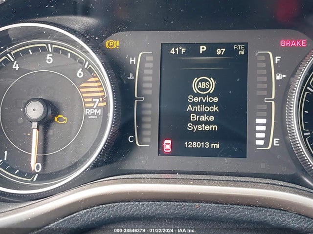 1C4PJMCB0GW226451 Jeep Cherokee Altitude