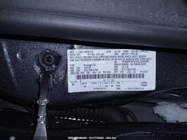 Ford FOCUS SE 2018 1FADP3F23JL254380 Image 9