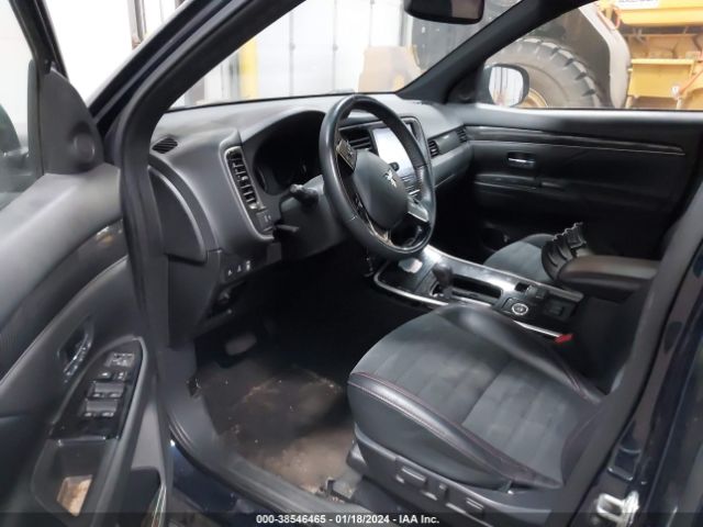 JA4AZ3A33LZ042340 Mitsubishi Outlander Es 2.4 S-awc