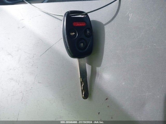 2010 HONDA ACCORD 2.4 LX-P VIN: 1HGCP2F46AA189958