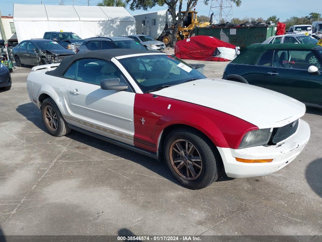 2005 FORD MUSTANG VIN: 1ZVFT84N855190790