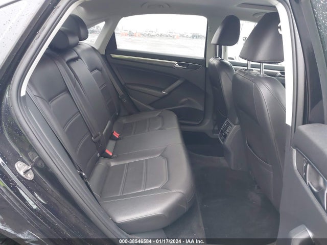 1VWBT7A33HC080922 Volkswagen Passat 1.8t Se