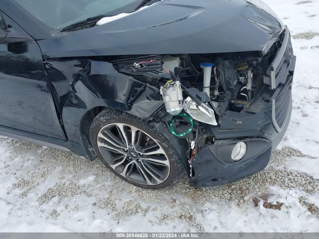 2016 HYUNDAI VELOSTER TURBO VIN: KMHTC6AE1GU268927