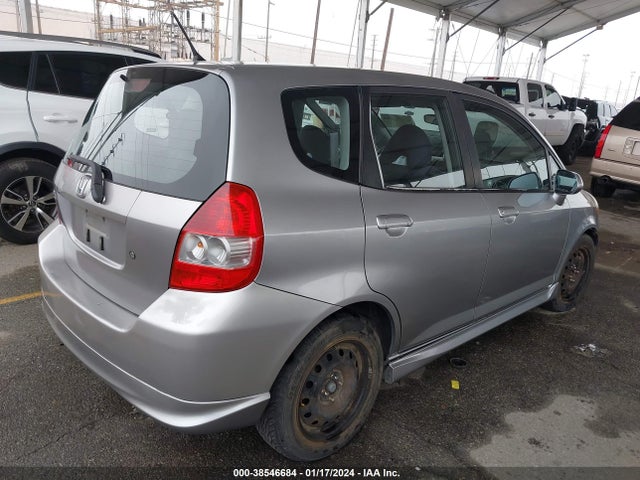 2008 HONDA FIT VIN: JHMGD38418S050366