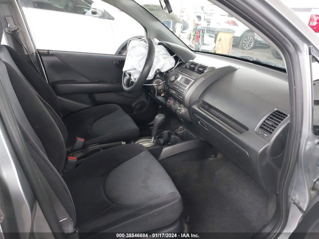 2008 HONDA FIT VIN: JHMGD38418S050366