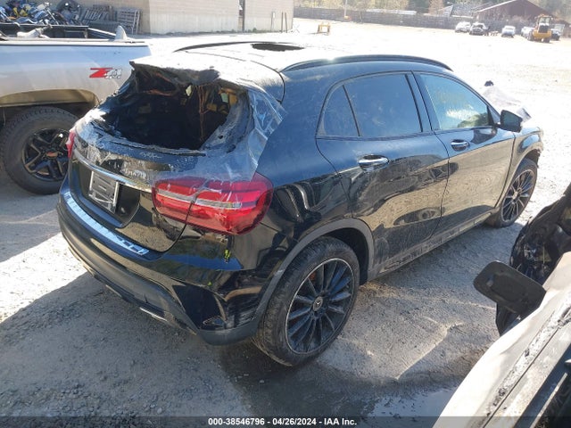 WDCTG4GB5JJ406529 Mercedes-Benz Gla 250 4matic