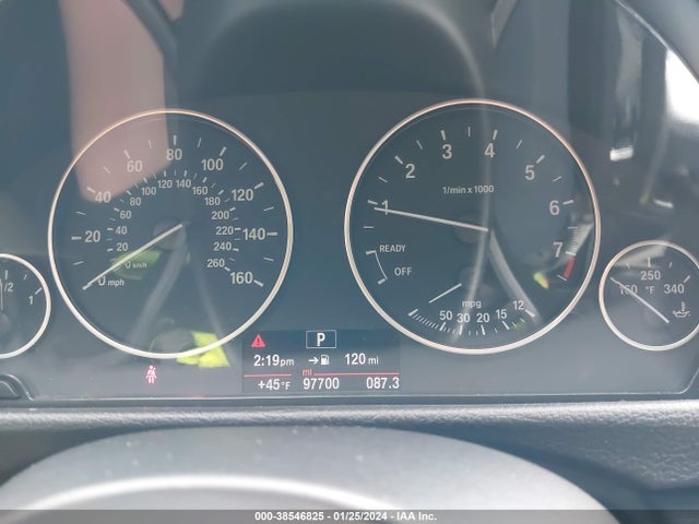 WBA8A3C53HK691577 BMW 320i Xdrive