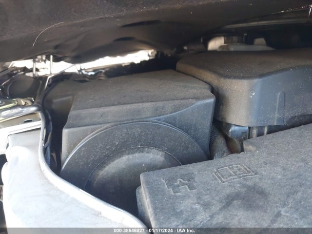 Ford FOCUS SE 2018 1FADP3FE8JL270505 Image 10