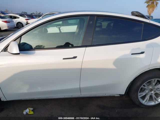 7SAYGDEE9NF438926 Tesla Model Y Long Range Dual Motor All-wheel Drive