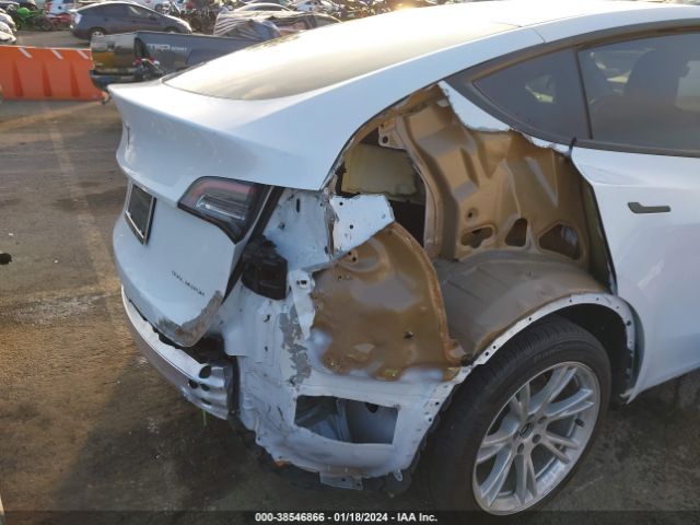 7SAYGDEE9NF438926 Tesla Model Y Long Range Dual Motor All-wheel Drive