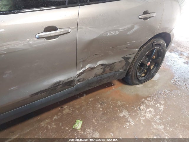 2020 JAGUAR F-PACE SADCJ2FX4LA631640 Photo 5