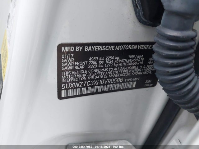 5UXWZ7C3XH0V90586 BMW X3 Sdrive28i
