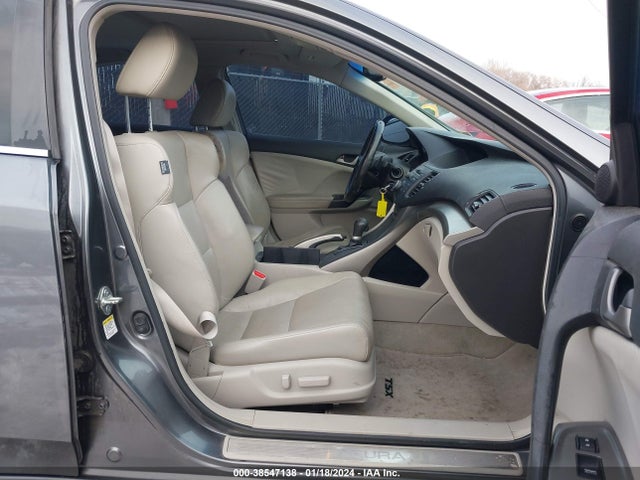 2010 ACURA TSX 2.4 VIN: JH4CU2F65AC032319