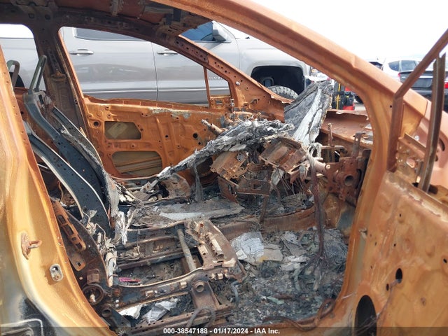 Toyota Prius Two 2017 JTDKBRFU7H3038725 Image 5
