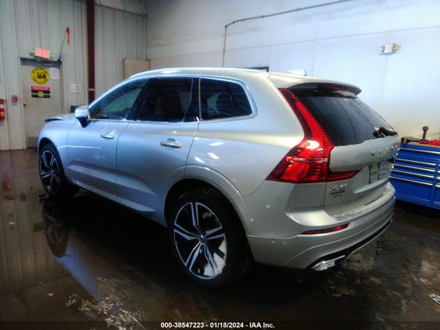 LYV102DM5KB357676 Volvo Xc60 T5 R-design