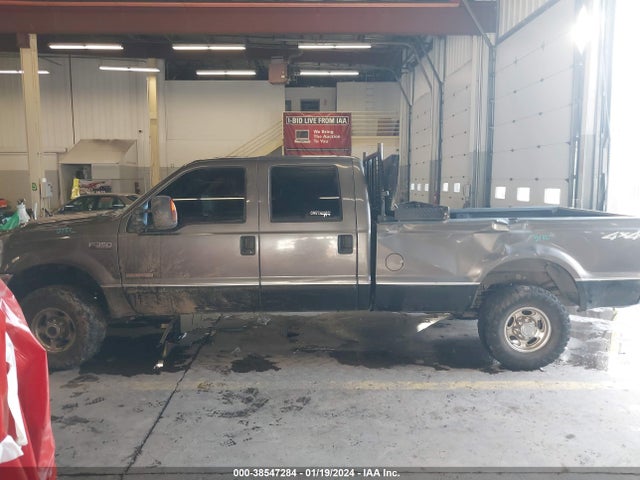 2003 FORD F-350 LARIAT/XL/XLT VIN: 1FTSW31PX3EB63878