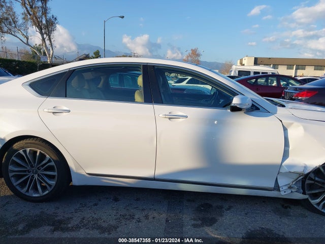 Genesis G80 3.8 2017 KMHGN4JE6HU175712 Image 13