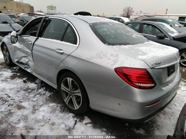 2019 MERCEDES-BENZ E 300 4MATIC VIN: WDDZF4KB2KA506542