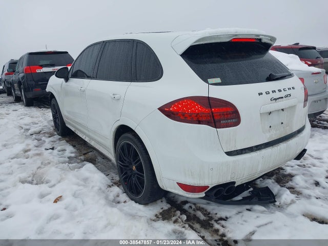 2014 PORSCHE CAYENNE WP1AD2A23ELA77308 Photo 2