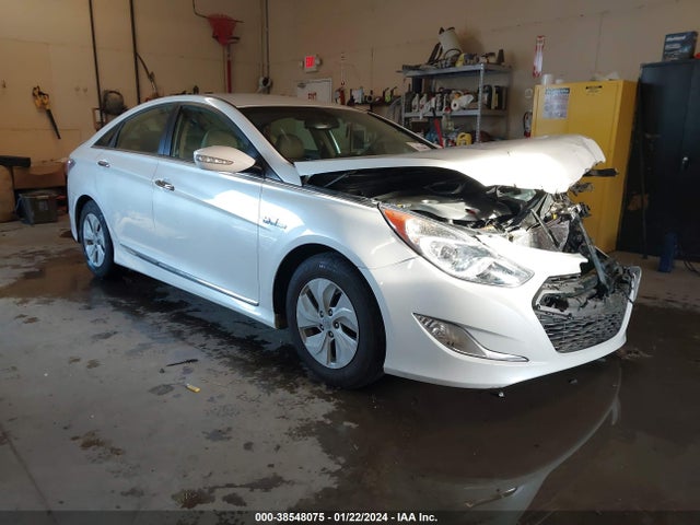 Hyundai SONATA HYBRID 2015 KMHEC4A41FA127540 Image 1
