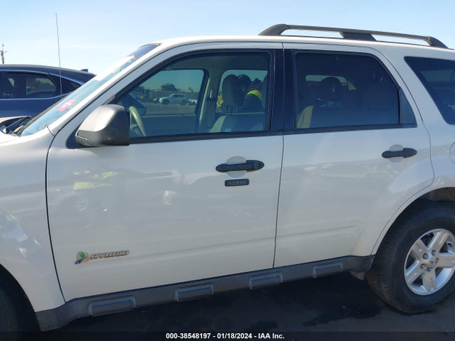 2011 FORD ESCAPE HYBRID VIN: 1FMCU4K32BKA44441