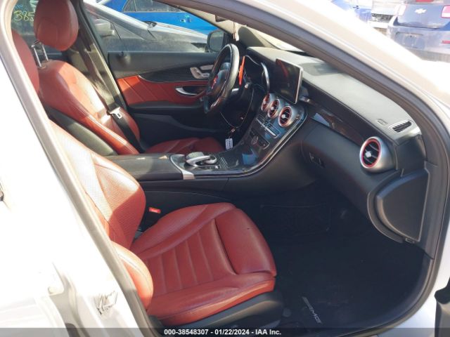 55SWF6GBXFU028612 Mercedes-Benz C 400 4matic
