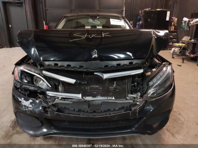 55SWF4KB1FU070792 Mercedes-Benz C 300 4matic/luxury 4matic/sport 4matic