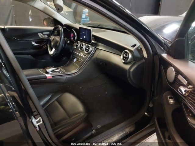 55SWF4KB1FU070792 Mercedes-Benz C 300 4matic/luxury 4matic/sport 4matic
