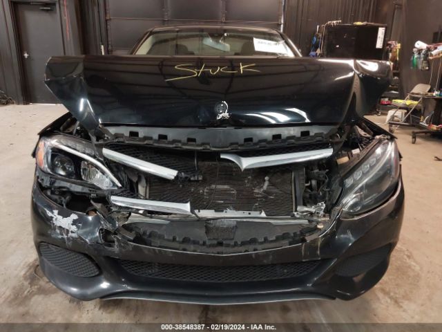55SWF4KB1FU070792 Mercedes-Benz C 300 4matic/luxury 4matic/sport 4matic