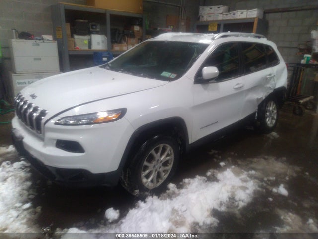 1C4PJMLB8JD502118 Jeep Cherokee Latitude Plus 4x4