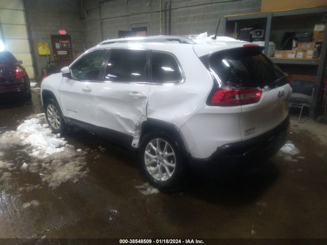 1C4PJMLB8JD502118 Jeep Cherokee Latitude Plus 4x4