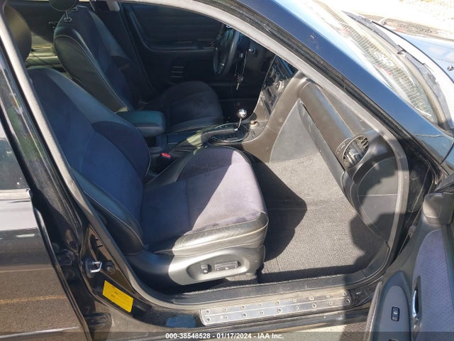 2002 LEXUS IS 300 BASE W/5-SPEED AUTO VIN: JTHBD192020058053