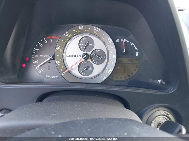 2002 LEXUS IS 300 BASE W/5-SPEED AUTO VIN: JTHBD192020058053