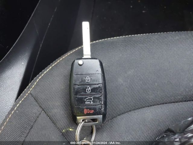 KNDJP3A55G7313963 KIA SOUL +