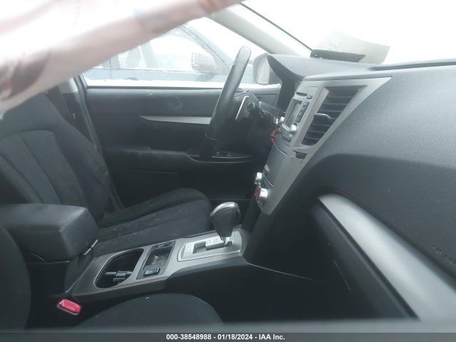 2014 SUBARU LEGACY 2.5I PREMIUM VIN: 4S3BMCC65E3026047