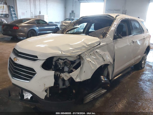 Chevrolet EQUINOX LT 2017 2GNALCEK1H1531190 Image 2