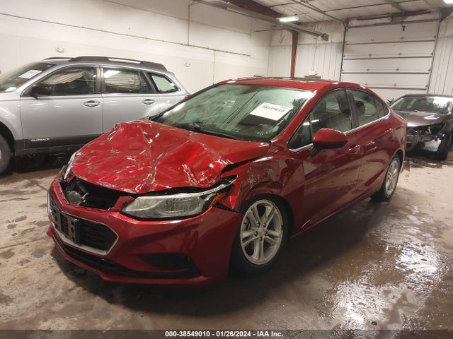 Chevrolet Cruze Lt Auto 2018 1G1BE5SM1J7231952 Image 2