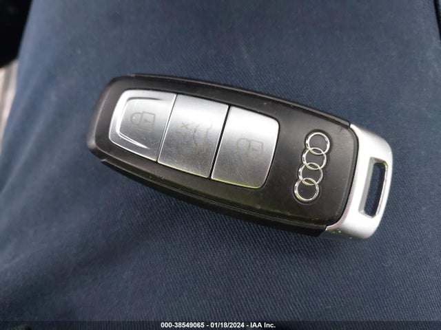 WA1VAAGE5KB010132 Audi E-tron Premium Plus