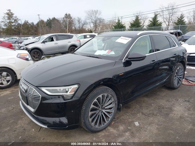 WA1VAAGE5KB010132 Audi E-tron Premium Plus
