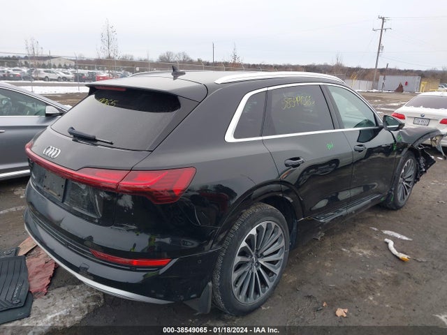 WA1VAAGE5KB010132 Audi E-tron Premium Plus