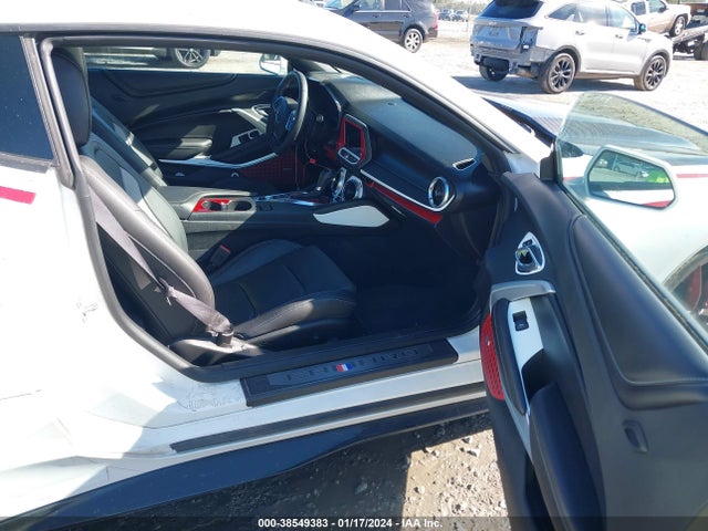 Chevrolet CAMARO 2SS 2017 1G1FH1R7XH0108882 Image 5