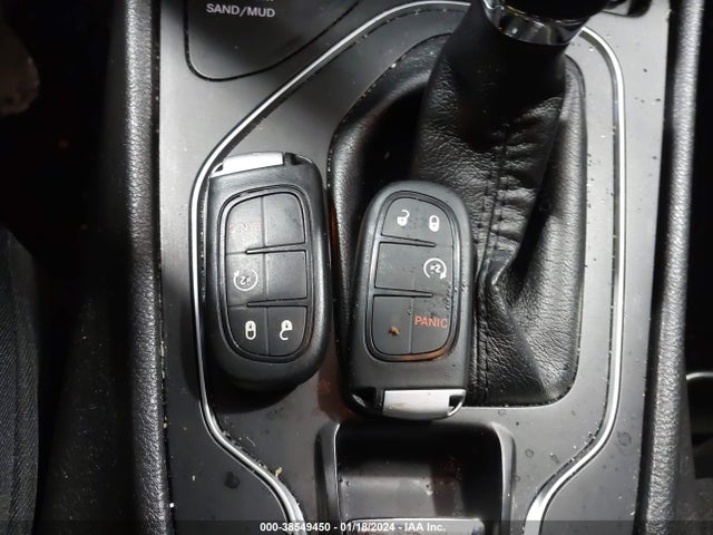 1C4PJMLB8LD512036 Jeep Cherokee Latitude Plus 4x4
