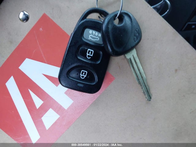 2018 HYUNDAI ELANTRA SEL VIN: 5NPD84LF4JH224104