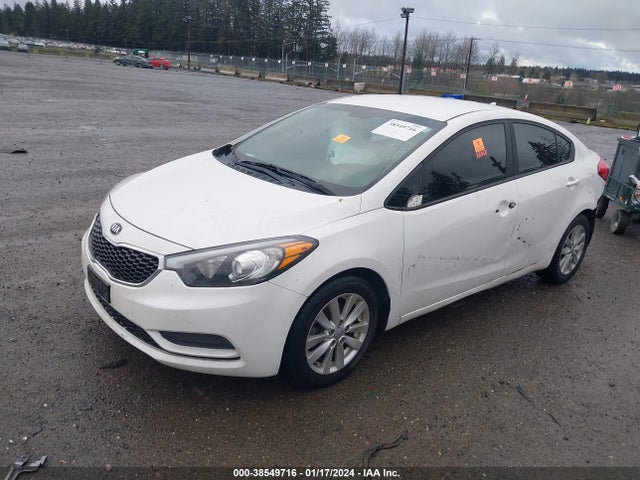 KIA FORTE LX 2016 KNAFX4A66G5506197 Image 2