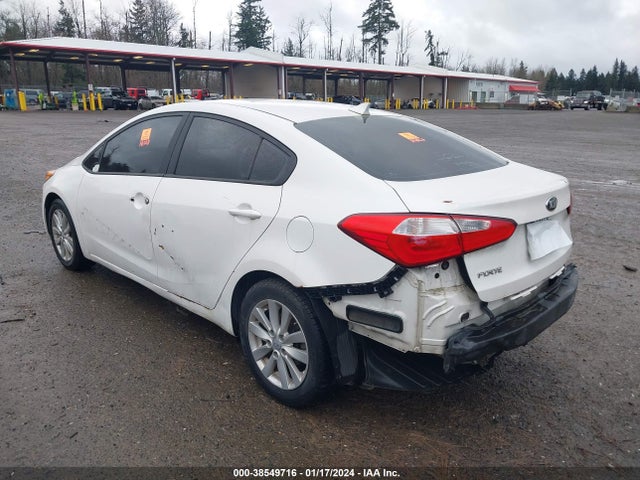 KIA FORTE LX 2016 KNAFX4A66G5506197 Image 3