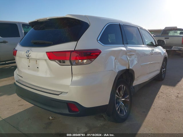 Toyota Highlander Le 2019 5TDZARFH4KS058389 Image 4