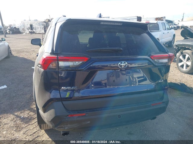 Toyota Rav4 Xle 2021 2T3W1RFV3MW155349 Image 16