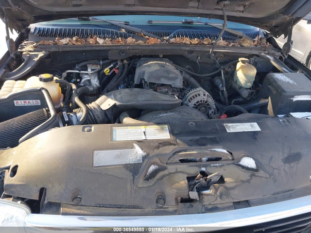2000 GMC YUKON XL 2500 SLE/SLT VIN: 3GKGK26U0YG157828